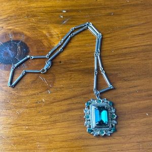 Vintage Costume Jewelry Necklace with a Green Stone